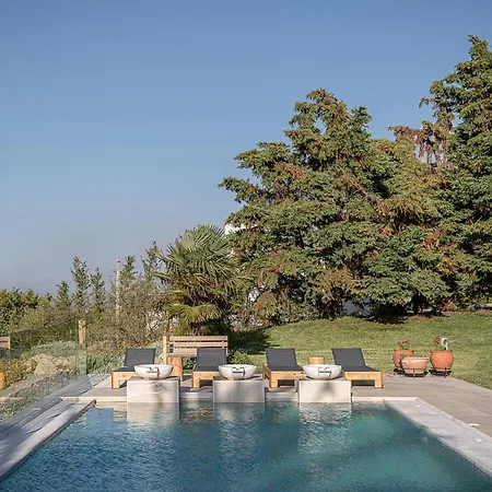 Heora - The Floating Villa